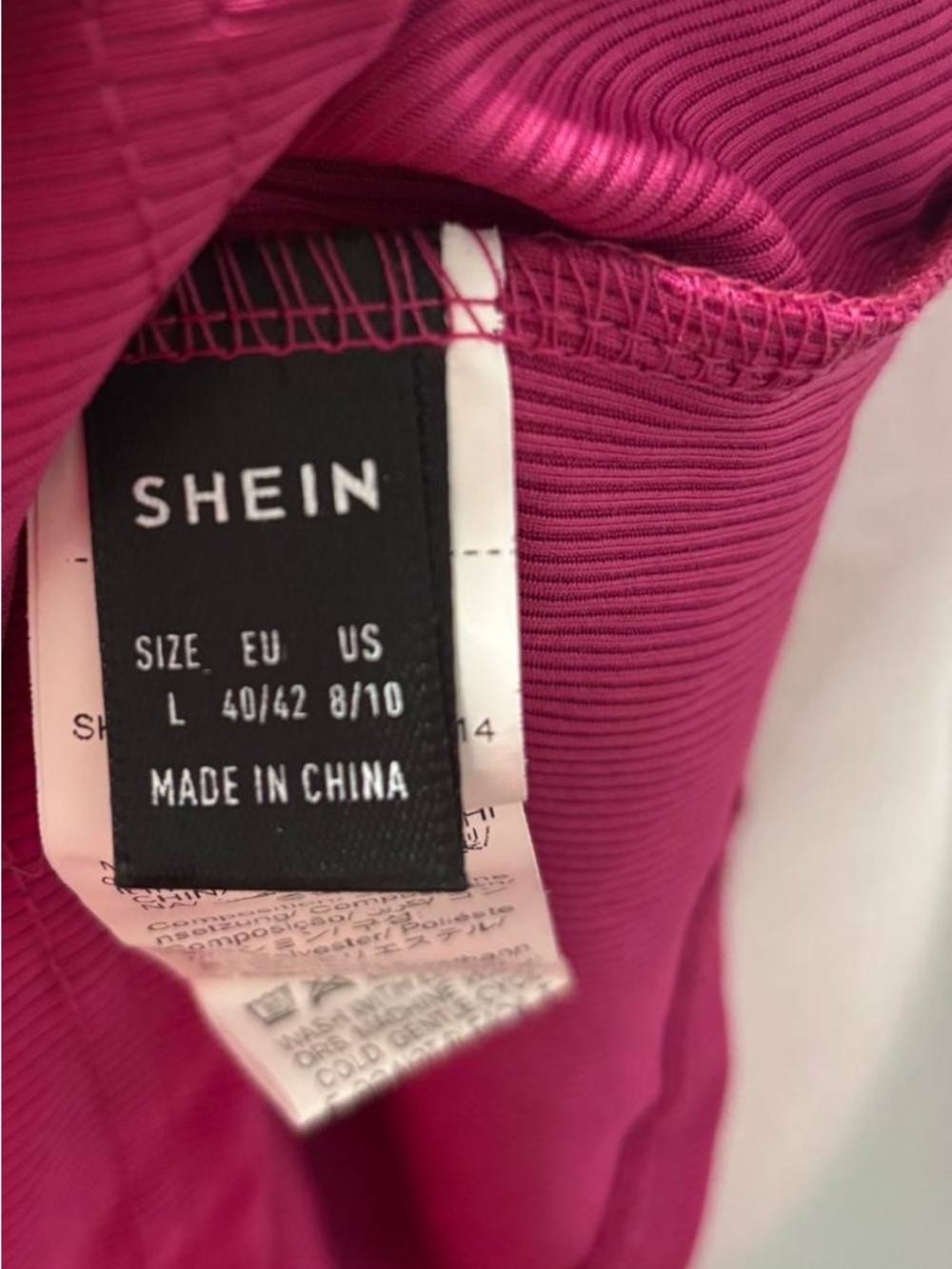 SHEIN Bright Fuchsia Puff Sleeve Scoop Neck Top - Picture 3 of 3